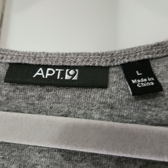 Apt 9 shimmer sequin tank top - Picture 2 of 3